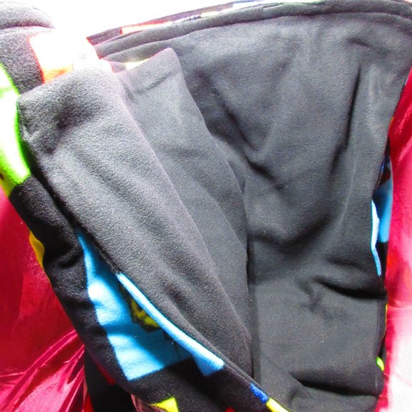 Dr. Seuss Characters 90" x 58" Fleece Blanket - Picture 3 of 3